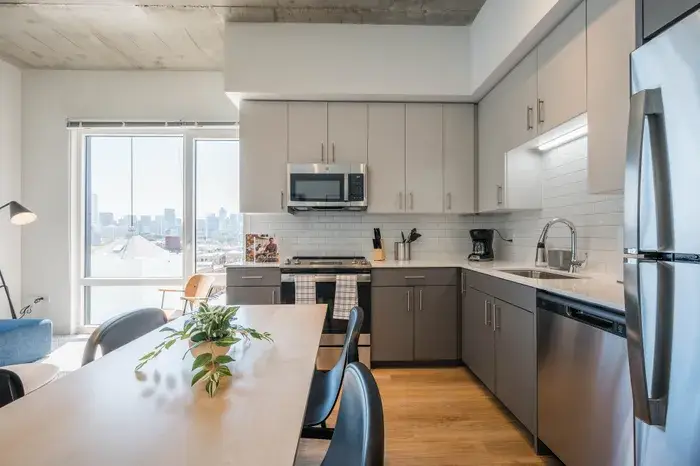 Modern kitchen at Post Chicago Apartments, Lincoln Park furnished apartments.