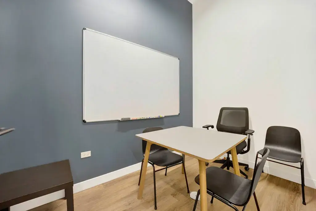 Huddle room at Post Chicago Apartments, Lincoln Park furnished apartments.