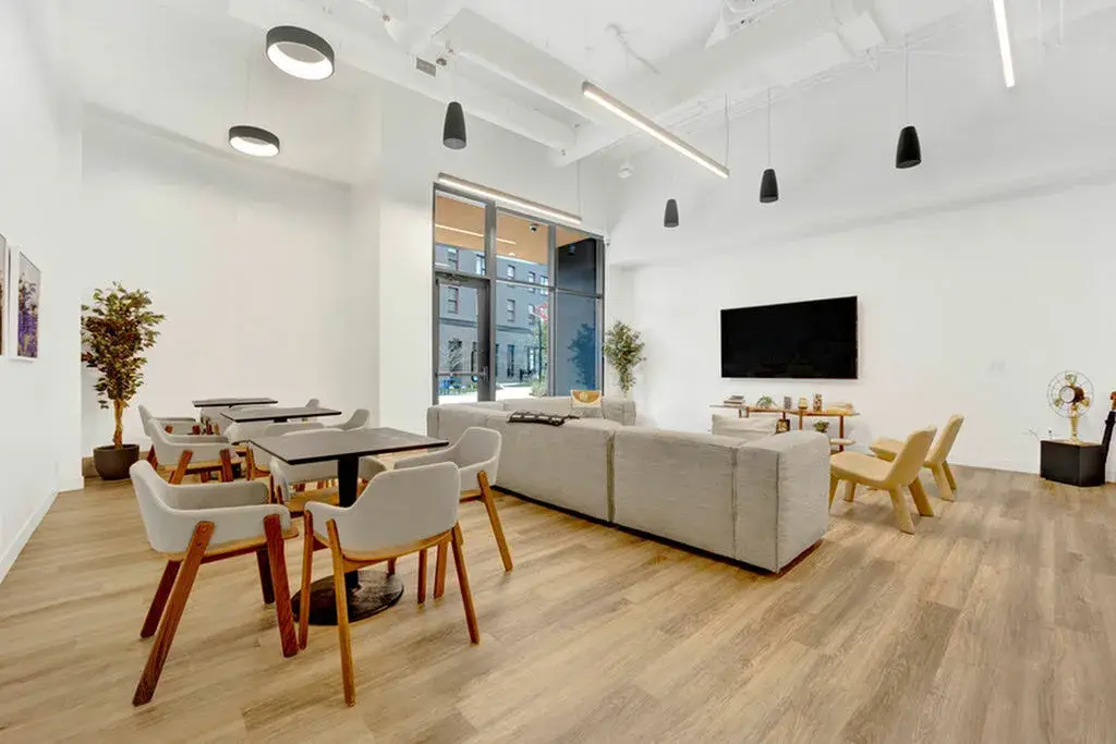 Community lounge at Post Chicago Apartments